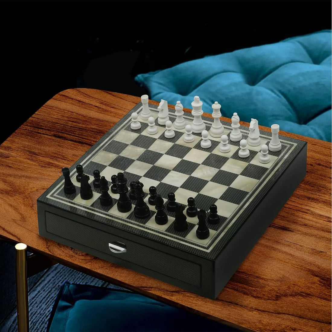 How to Play Chess: A Beginner's Guide to Mastering the Game